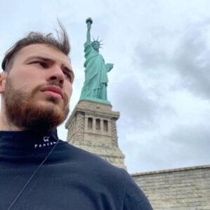 Eduard Work And Travel New York